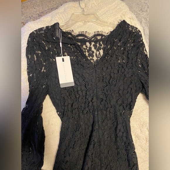LACE MERMAID MIDI DRESS | black size M - Picture 3 of 10